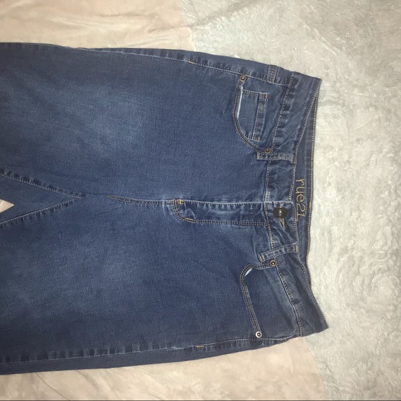 Rue21 blue jeans with distressed knees - Picture 2 of 3